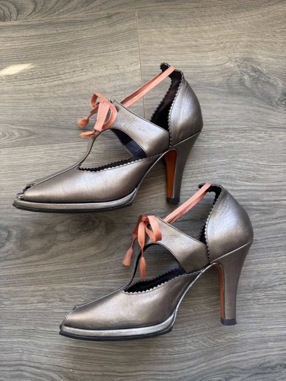 Suzanne George Zig Zag Peep-Toe Heels Metallic Grey Pink Tassel Ribbon Tie 9N